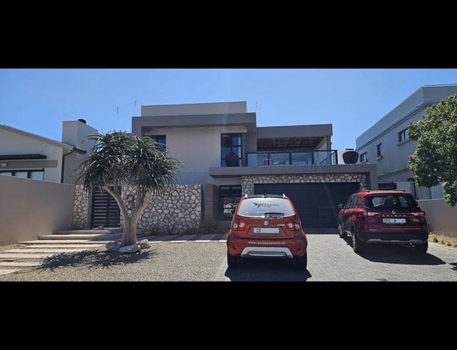 3 BEDROOM HOUSE FOR SALE IN CALYPSO BEACH